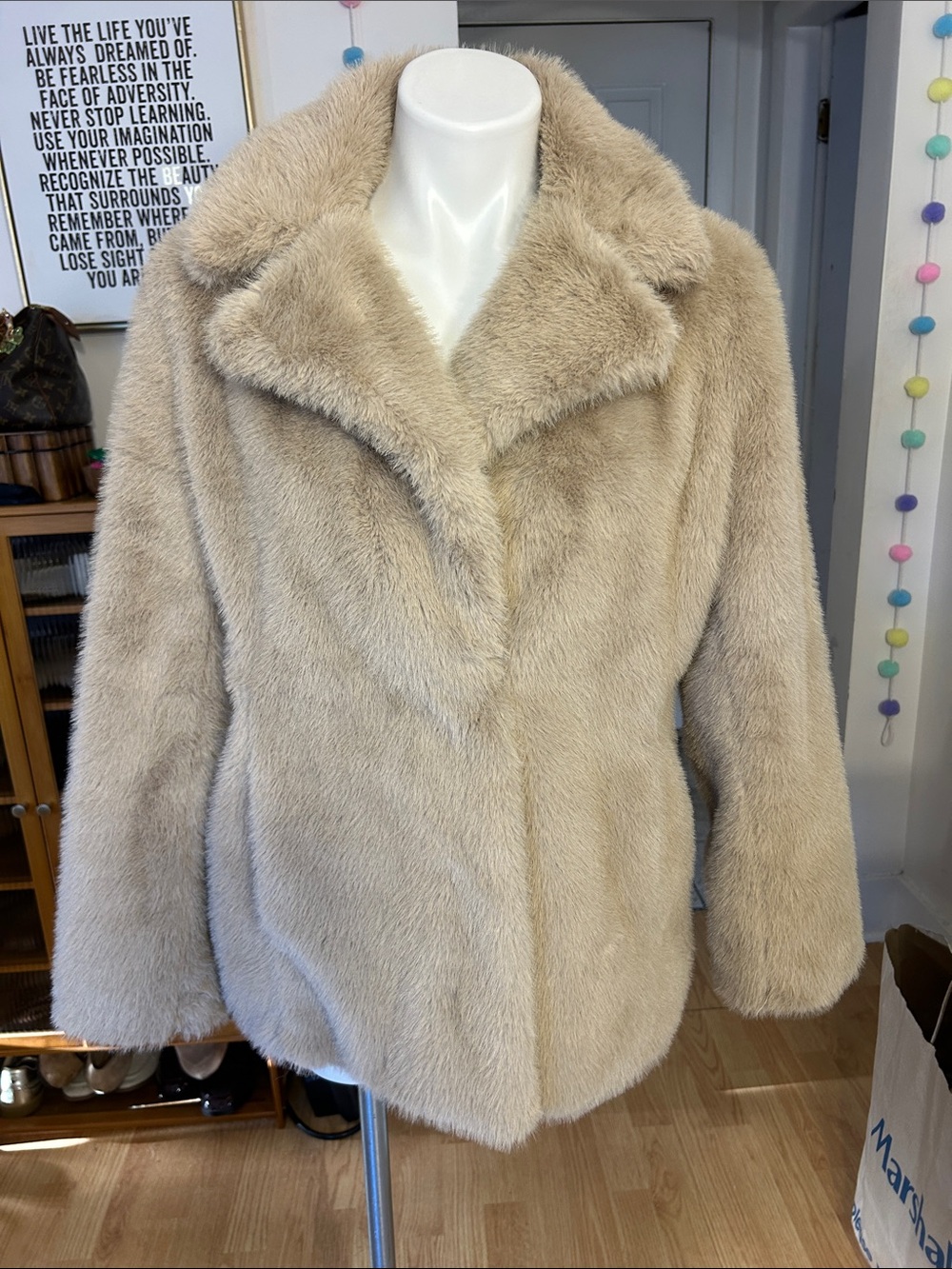 Avec Les Filles Plush Faux Fur Coat in Taupe/ tan